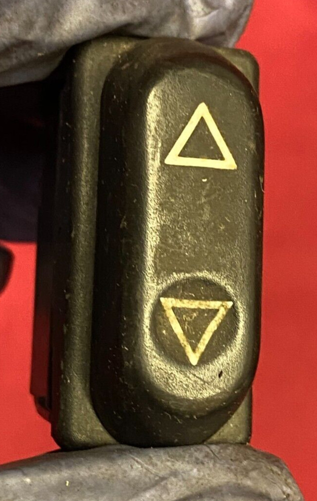VOLVO MACK   WINDOW    SWITCH, ROCKER DAV 0112