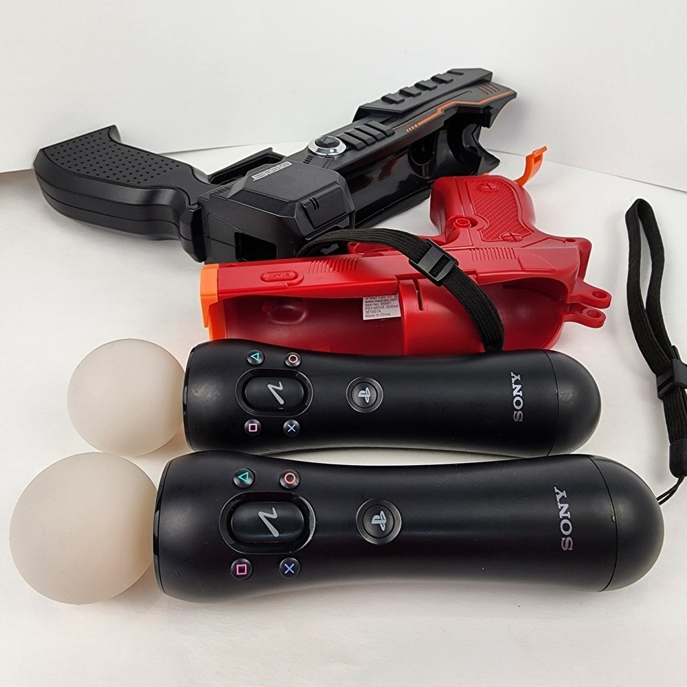 2 Sony Playstation Motion Controllers Move PS3  & 2 Controllers.