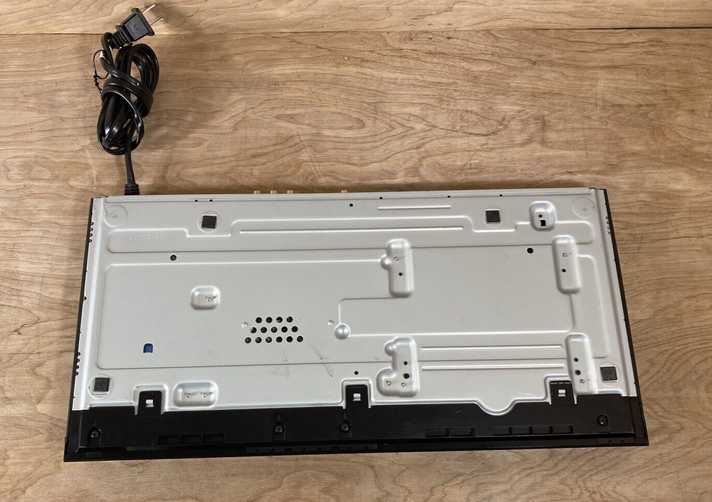 Sony BDP-S470 Blu-Ray Disc/ DVD Player - No Remote Tested