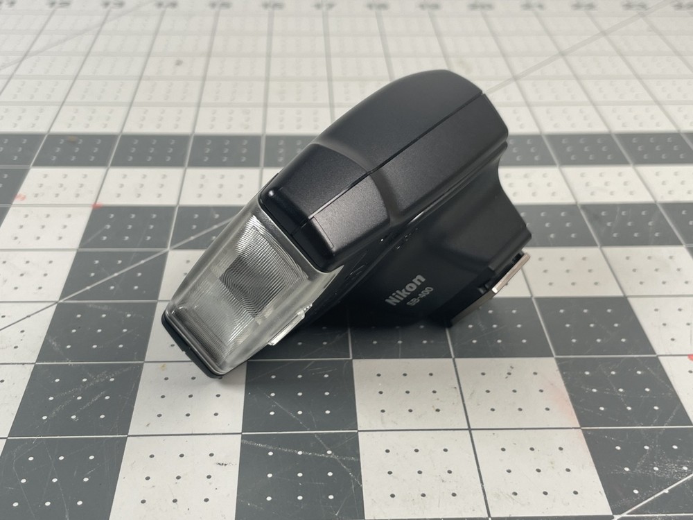 Nikon Speedlight SB-400 EXCELLENT CONDITION