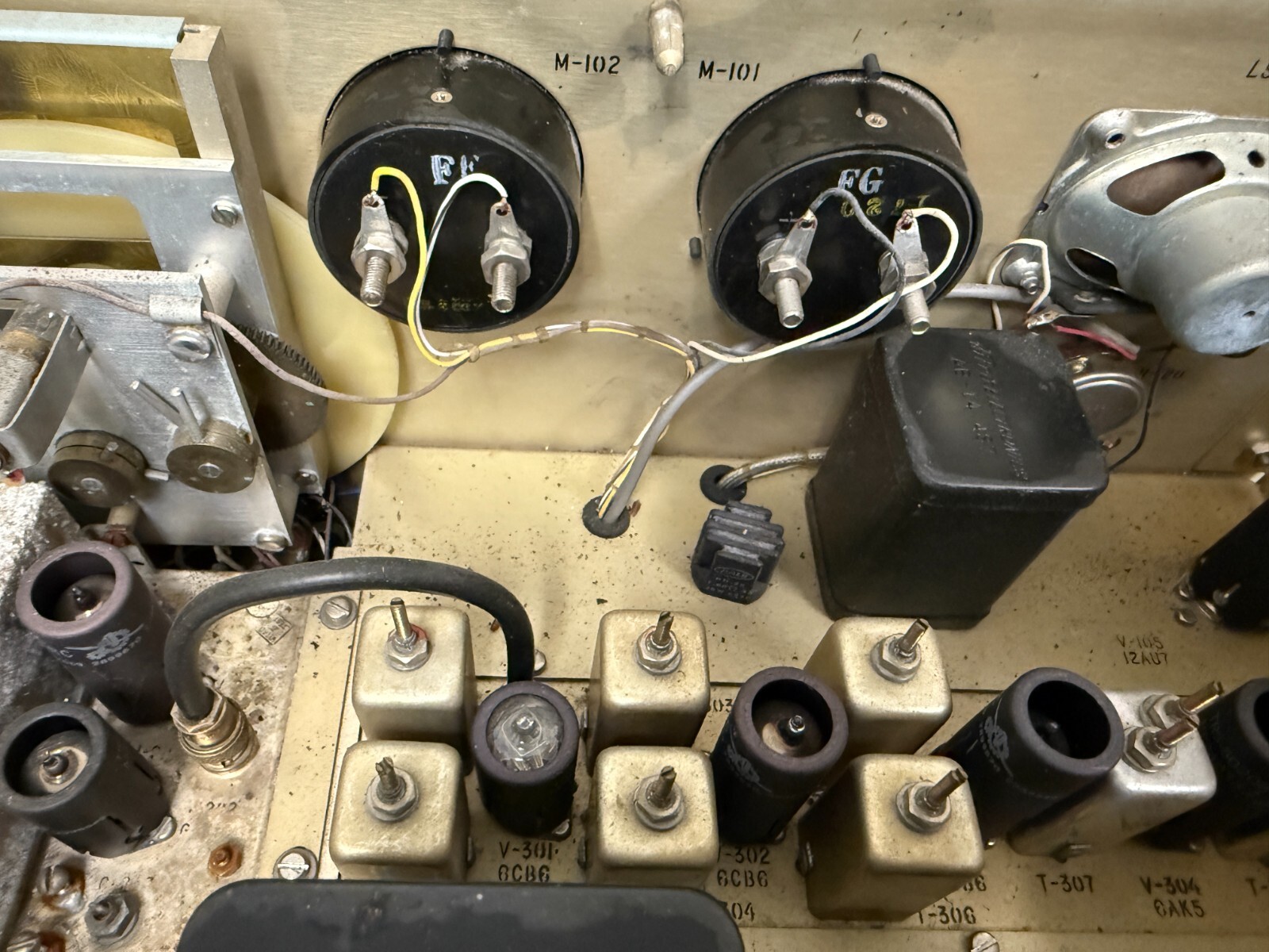 Nems Clarke 1670 Series Tube Receiver | Cold War Military Radio Special Purpose