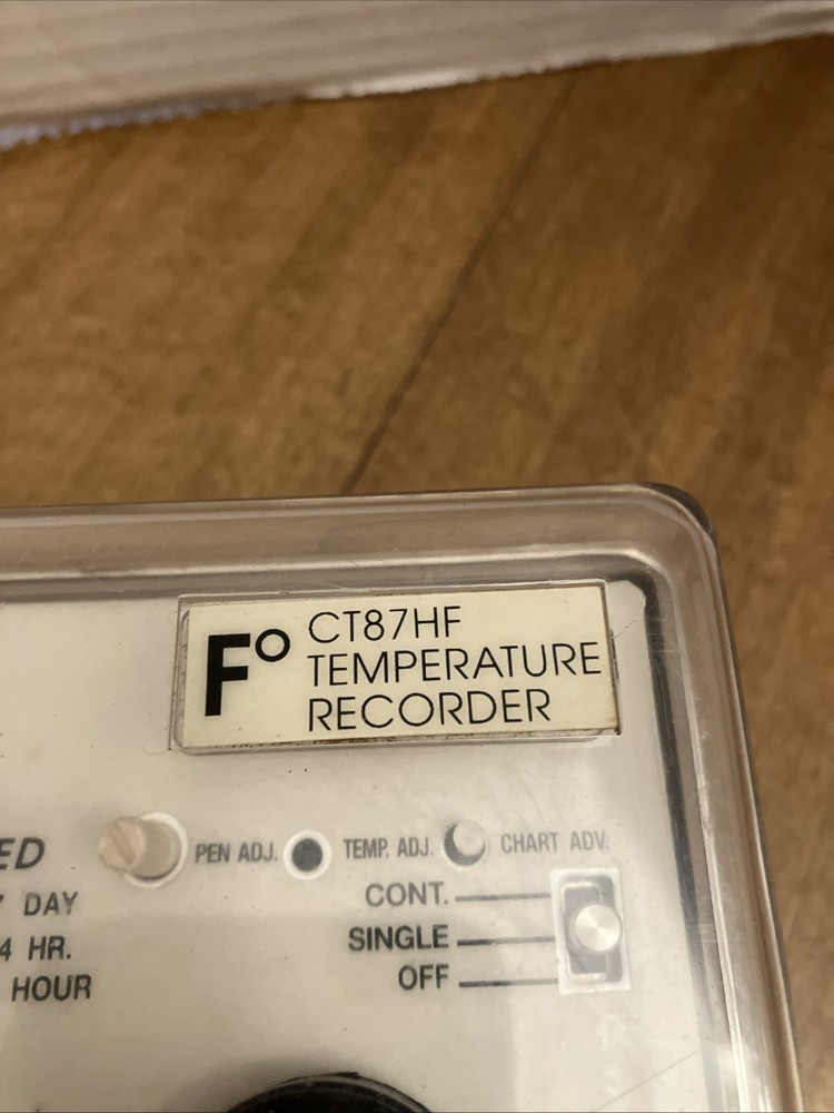 OMEGA ENGINEERING CT87HF / CT87HF Temperature Recorder Untested Missing Cord