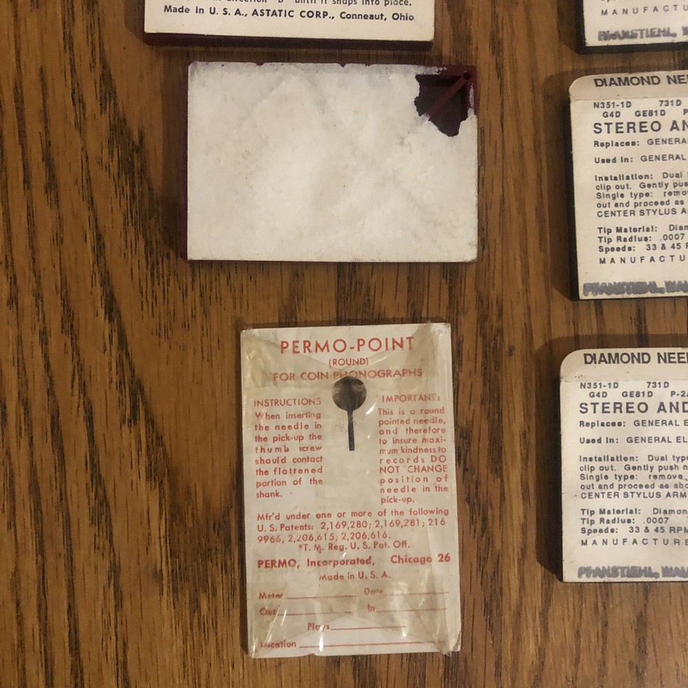 JUKEBOX NEEDLES ( 8 ) TOTAL, ( NOS ) SEALED IN PACKAGES !