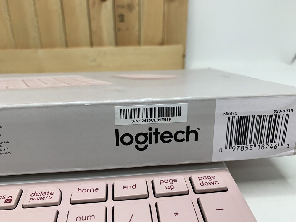 Logitech MK470 Slim Wireless Keyboard/Mouse Combo, Modern Compact Layout, Rose