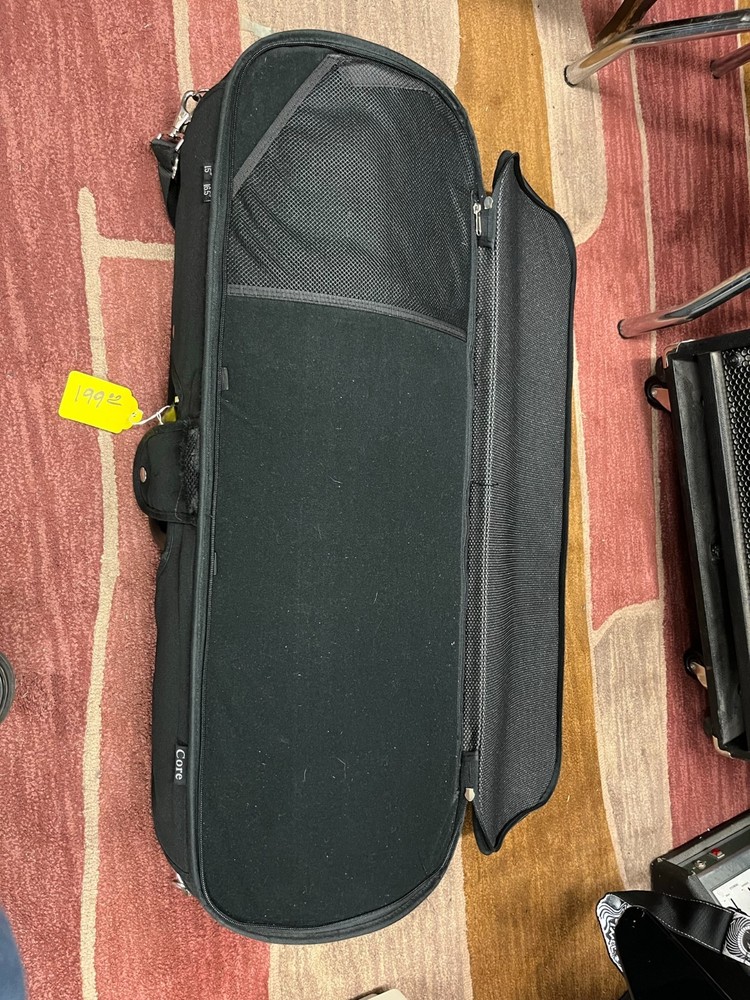 USED Core Featherlite Oblong Adjustable Viola Case