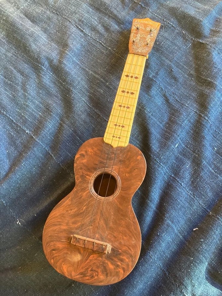 1950's Flamingo Plastic Ukulele