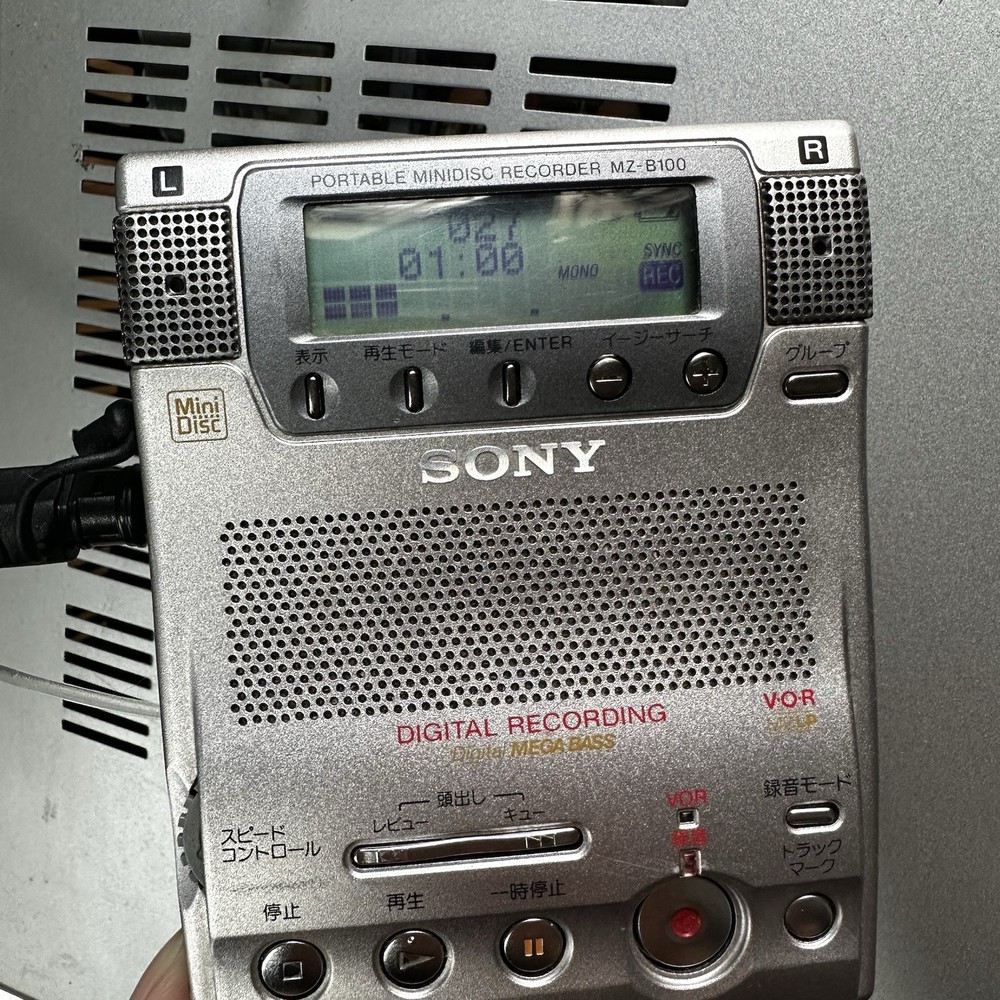 SONY MZ-B100 Portable Minidisc Recorder Fully Tested Working