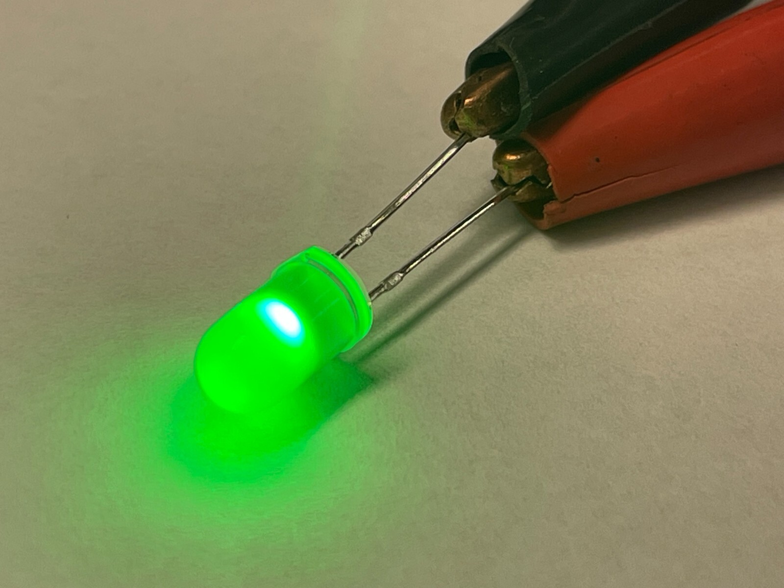 Slow Blinking LEDs Flashing Diffused Flash 5mm LED Red Blue Yellow Green *100*