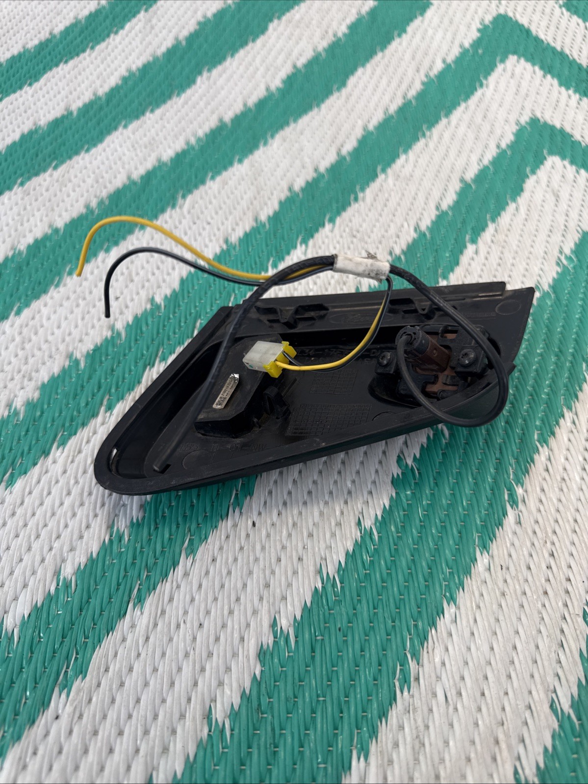 2021-2023 FORD F150 SIDE DOOR LEFT MIRROR CAMERA PUDDLE LIGHT BRACKET