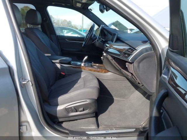 X5 2018 Glove Box 4537751