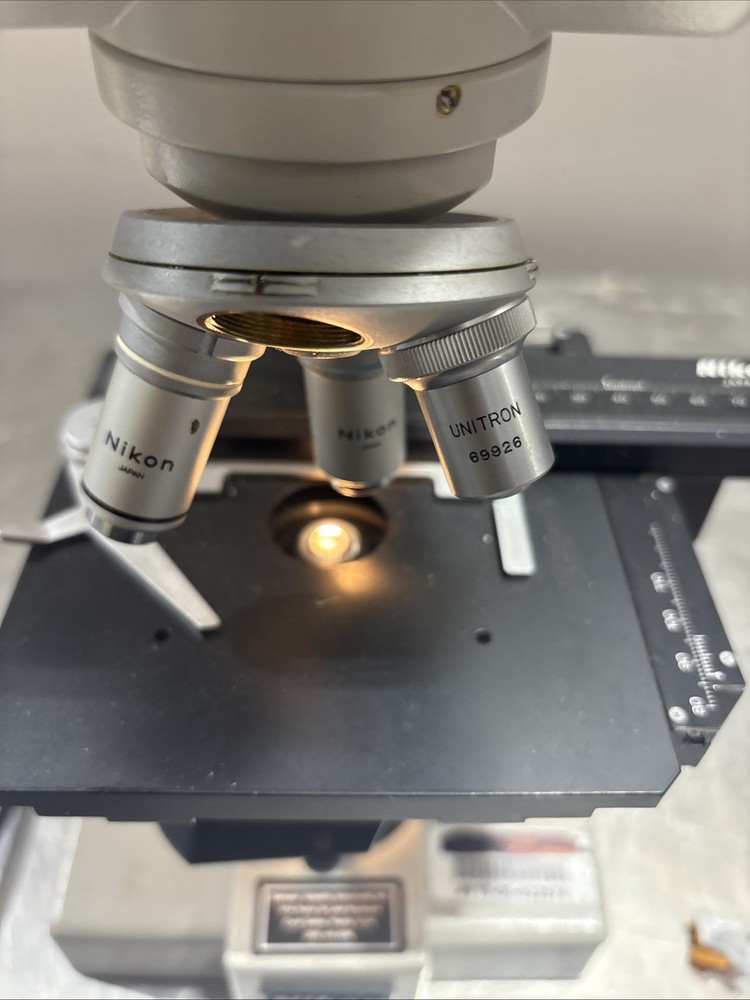 Nikon SC Compound Microscope W/ Objectives, Eyepieces