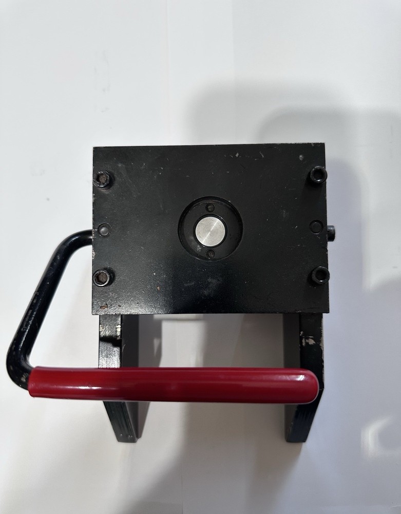 Tecre Model 100 1” 1 inch Button Machine w/ Graphic Punch