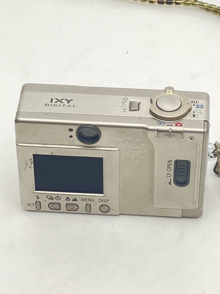 Canon IXY Digital AiAF Compact Digital Camera with Case Tested