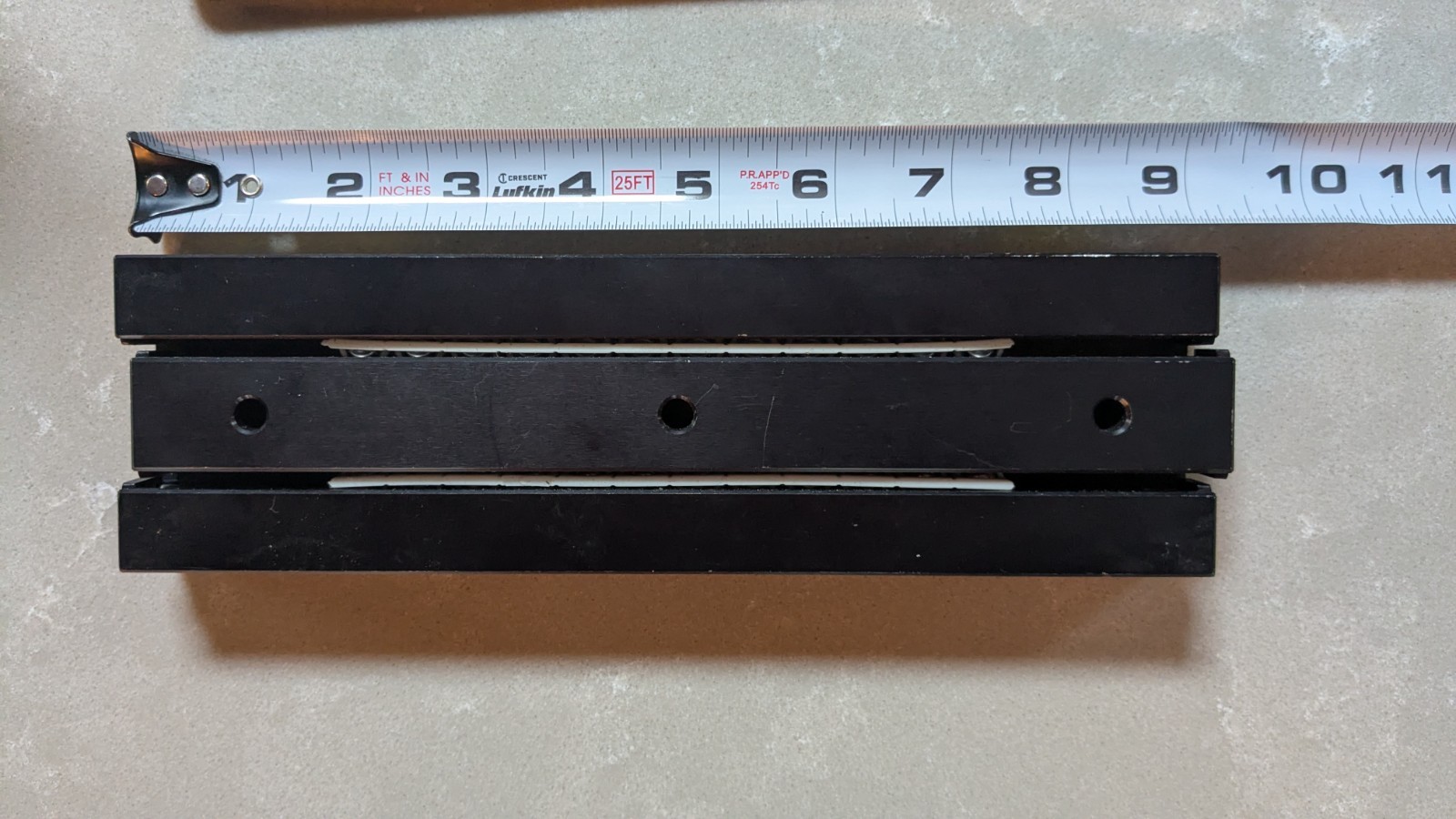 Parker Daedal 4606 Linear Slide, Ball Bearing, 6" Travel, 9" x 2.62" x 1"