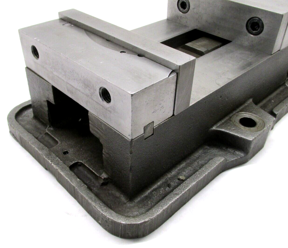 KURT ANGLOCK 6" MILLING MACHINE VISE w/ JAWS & HANDLE - #D60