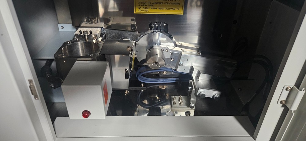 Rigaku MiniFlex 300 Diffractometer