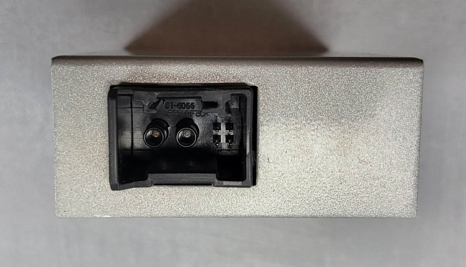 GROM MST3 PLUS Audio Android/iOS Smartphone Integration for 05 Mercedes Benz