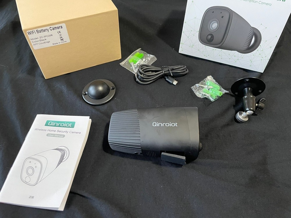 Smart Battery Powered Camera Easy Installation App Available Night Vision ZC-IPC