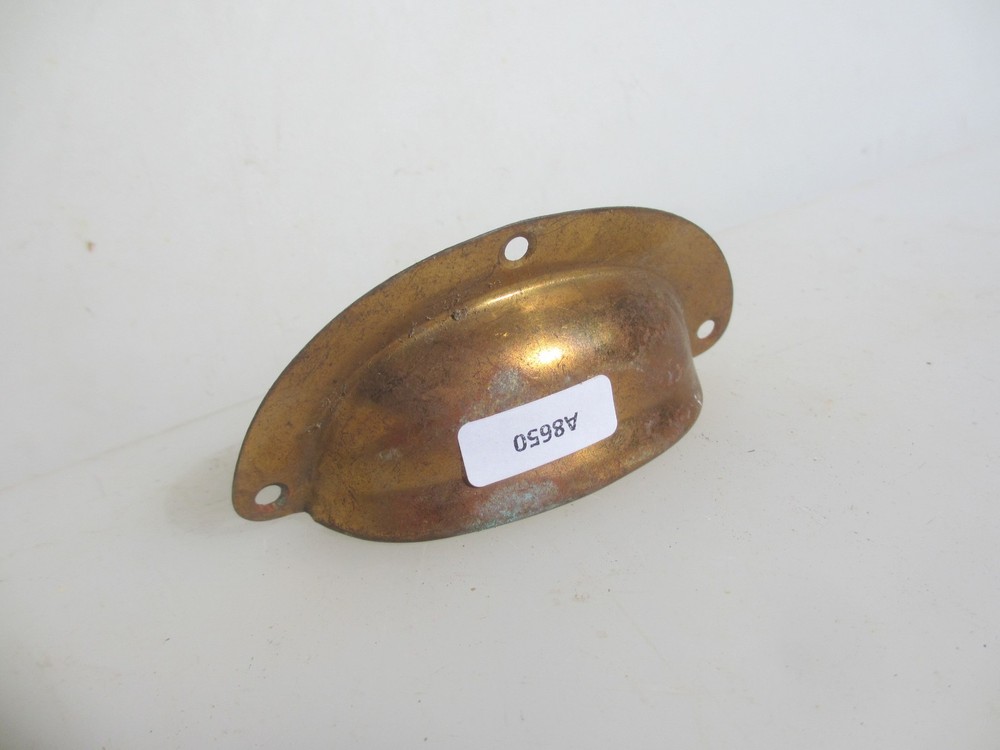 Vintage Brass Drawer Cup Handle Cupboard Pulls Shell Old Antique x1