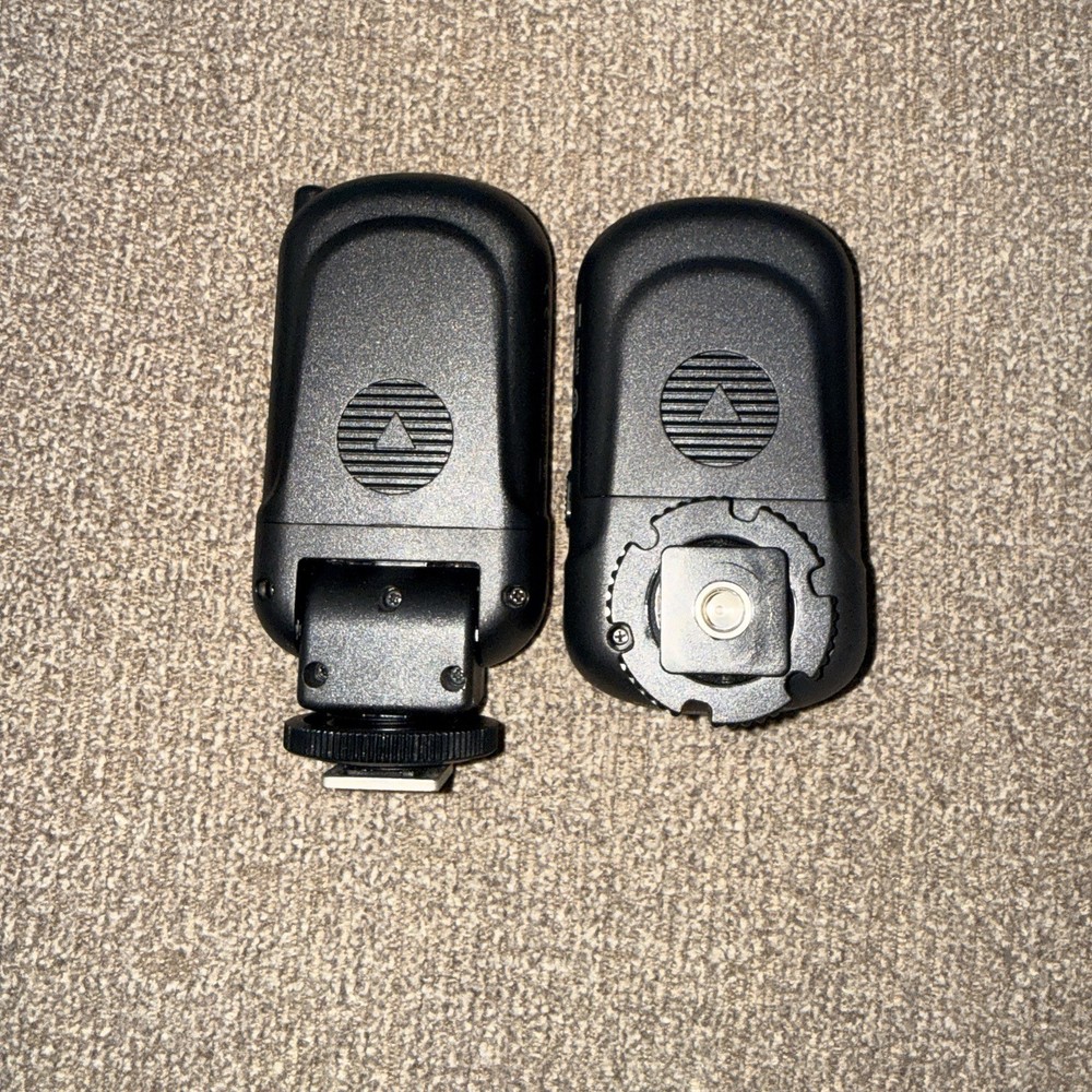 AODELAN FT-8 WIRELESS FLASH TIGGER SET TRANSMITTER & RECEIVER KIT