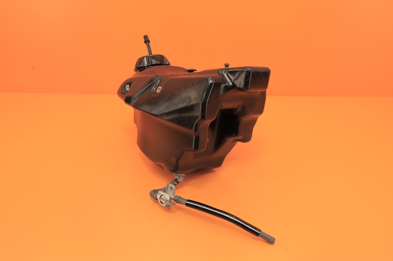 2007 04-09 CRF250R CRF250 OEM Gas Tank Fuel Cell Petrol Canister Cap Valve Mount