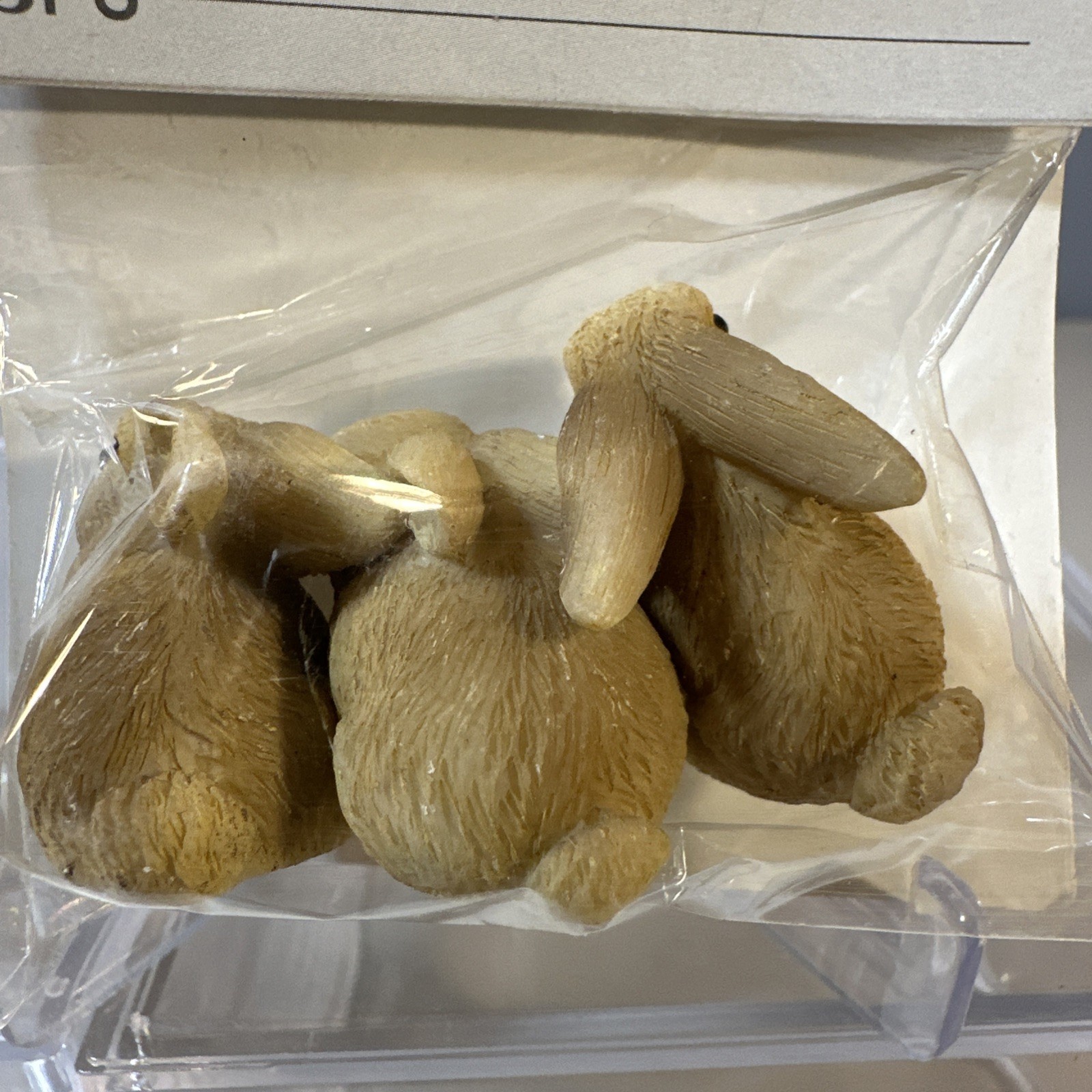 6 Resin Mini Rabbits by Darice 2014 New Sealed Light Brown