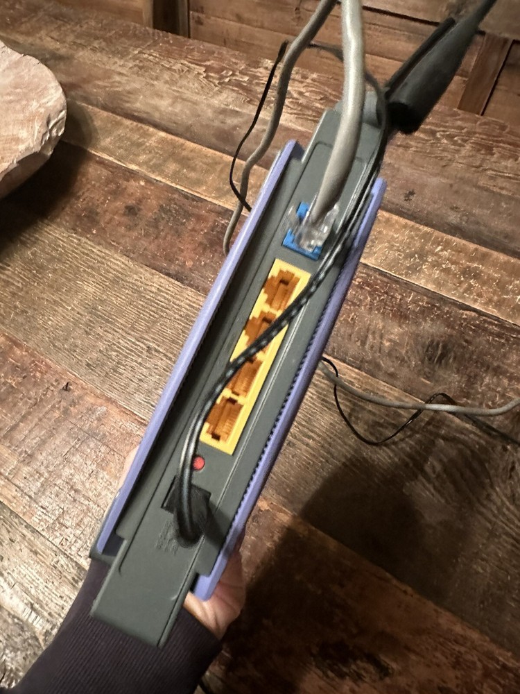 Cisco-Linksys Wireless N WRT300N v1