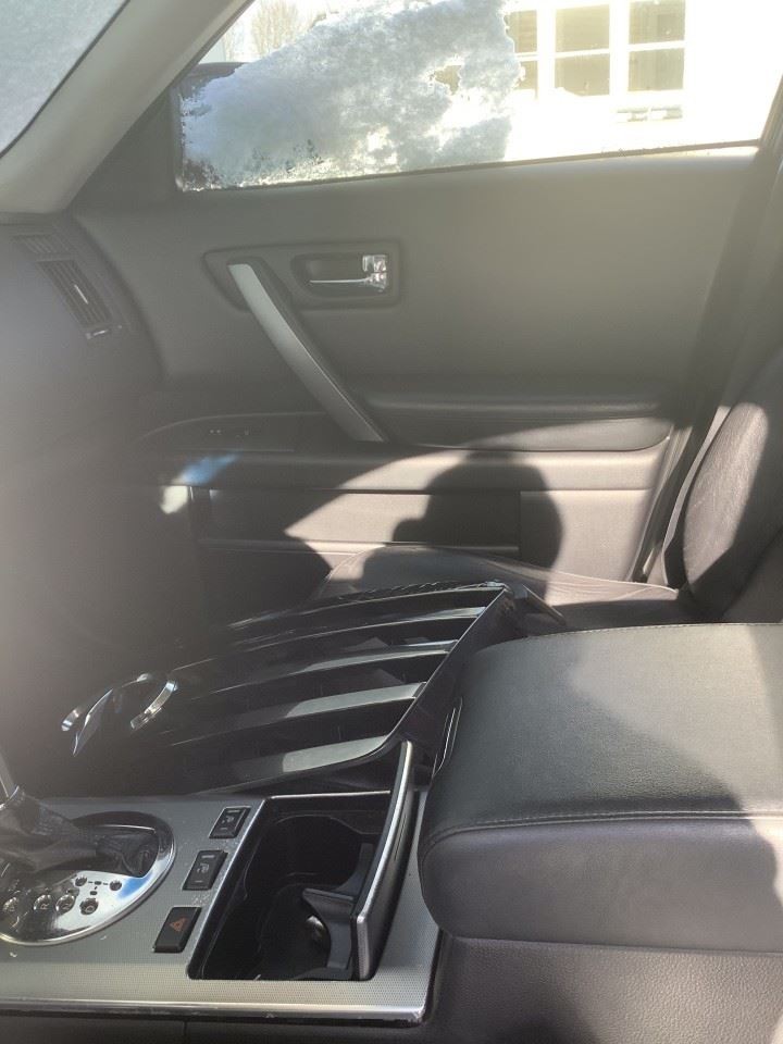 FX35 2008 Glove Box OEM