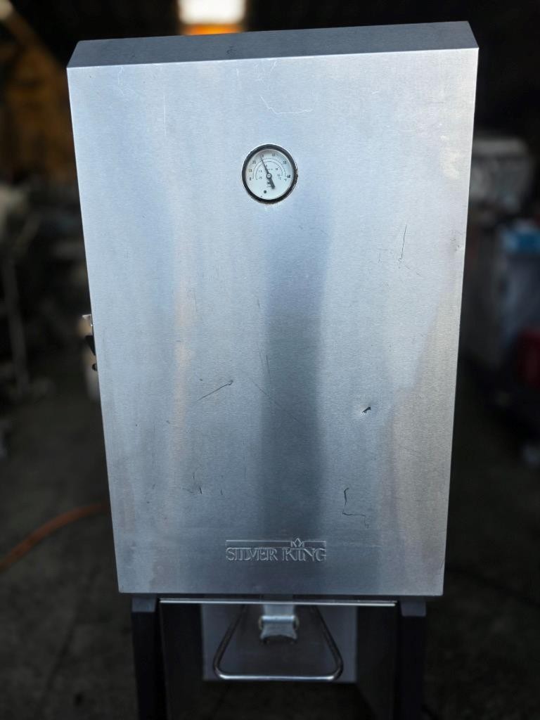 Silver King SKMAJ1 6 gal Refrigerated Milk Dispenser w/ 1 Valve 115 Volt Tested