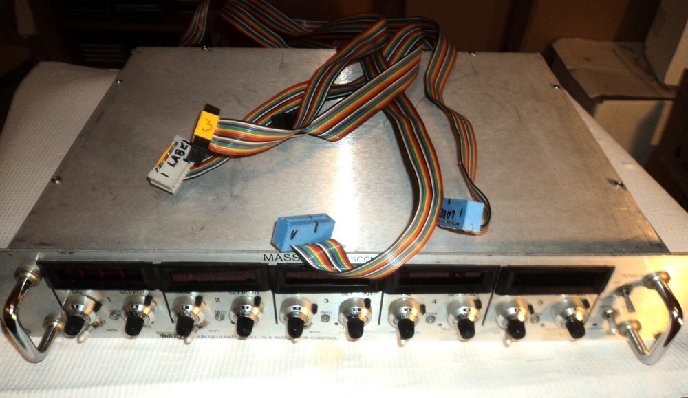 Vacuum General Model 78-8 5-Channel Mass Flow Controller Panel