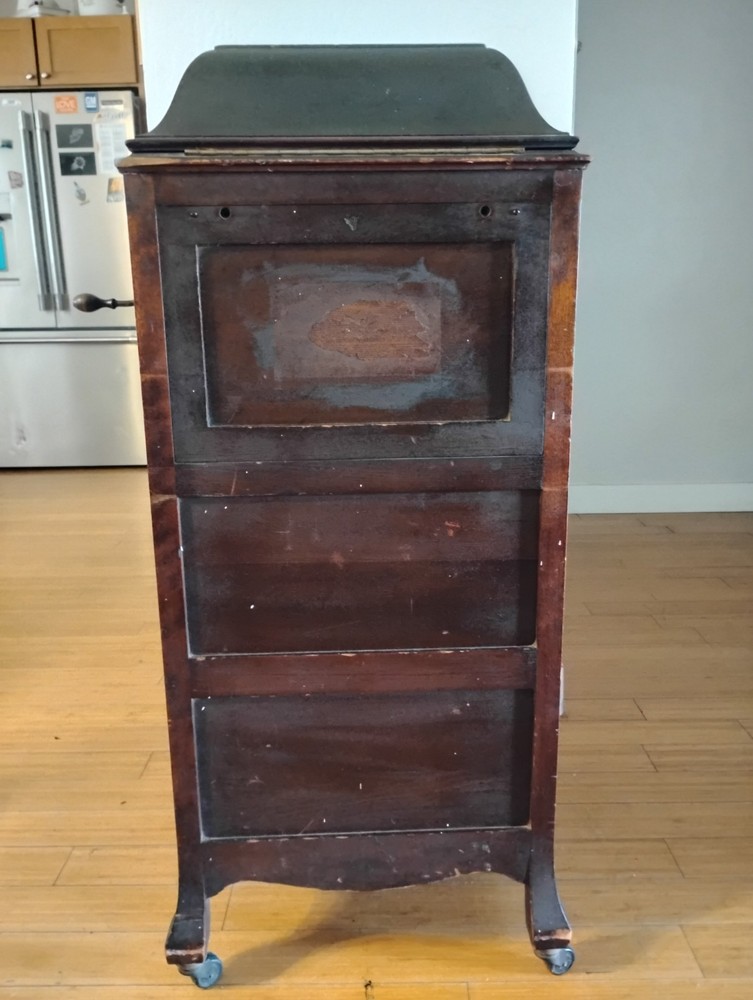 Victrola Talking Machine VV-XI-218629G