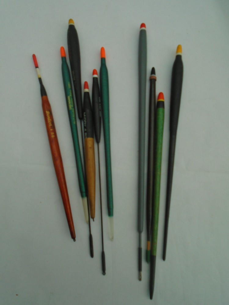 10 MIXED RIVER STICKS / SOME NAMED / BODIED / WIRED / BALSA / ECT  USED