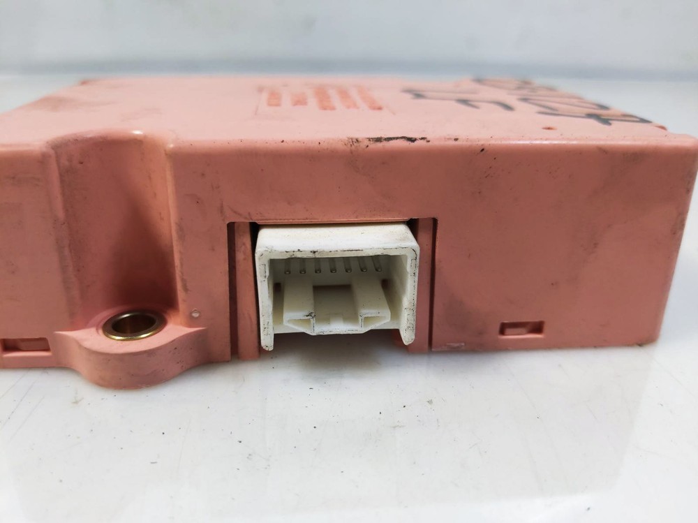 2003 Lexus Is300 Multi Plex Network Computer Module Unit 89221-53110