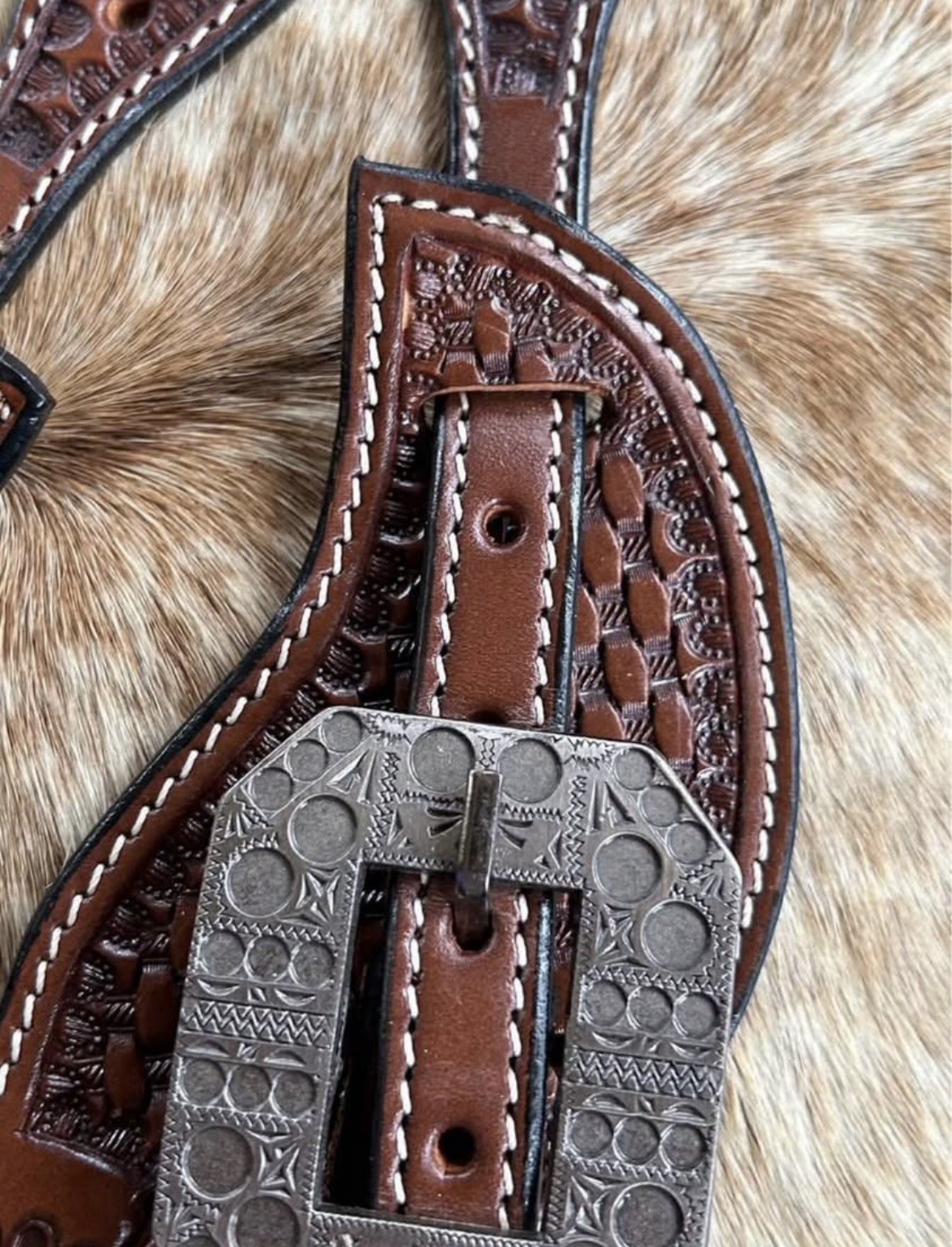 Ladies Tooled Top Grain Leather Western Pair Spur Straps