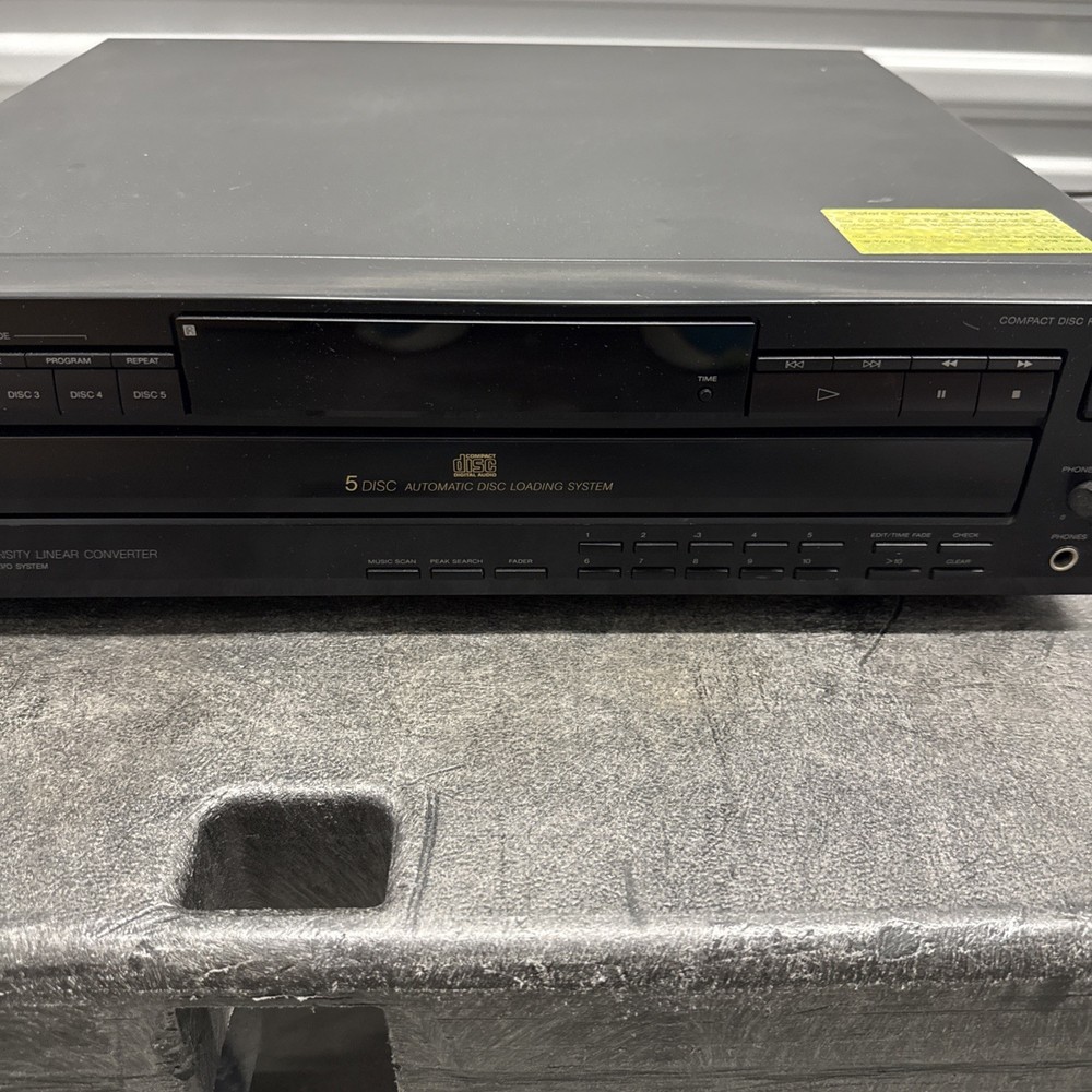 Sony CDP-C425 5-Disc Carousel System CD Player , No Remote-Tested Working