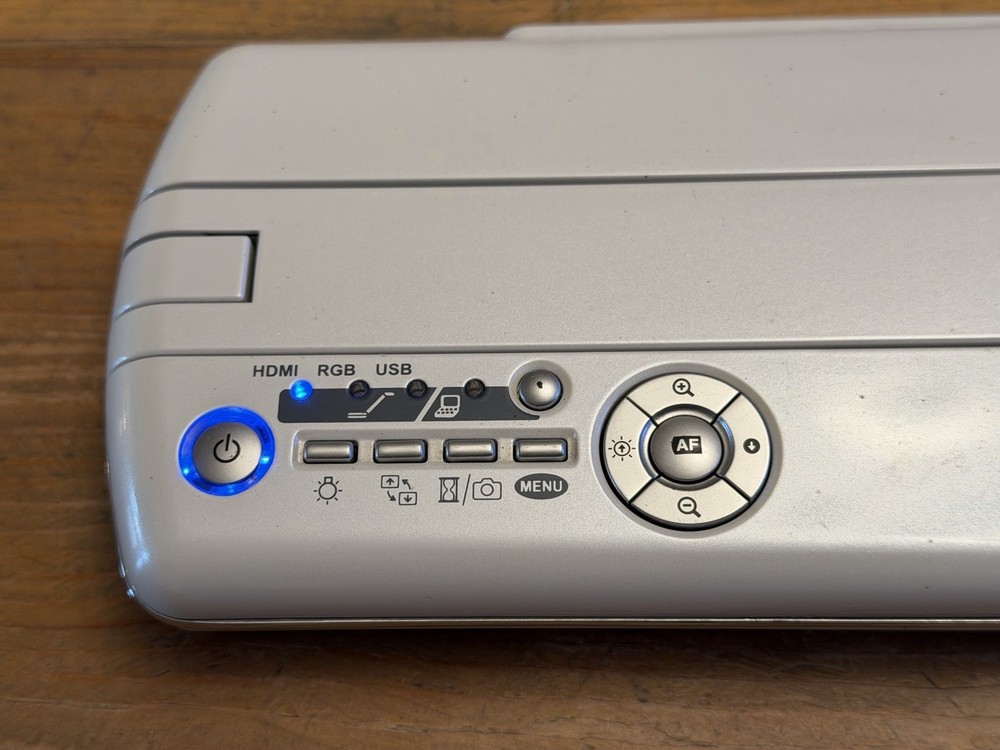 Elmo MO-1 Visual Presenter Document Camera HDMI VGA USB Includes Power Cable