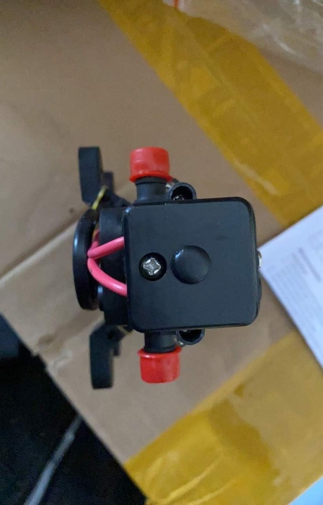Lightweight Self-Priming 12V Water Pump - 35 PSI, Efficient Liquid Transfer
