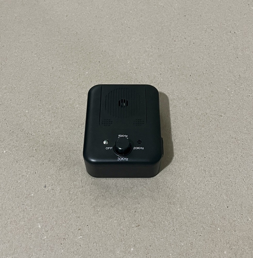 Anti Barking Device, 3 Adjustable Sensitivity and Frequency Levels