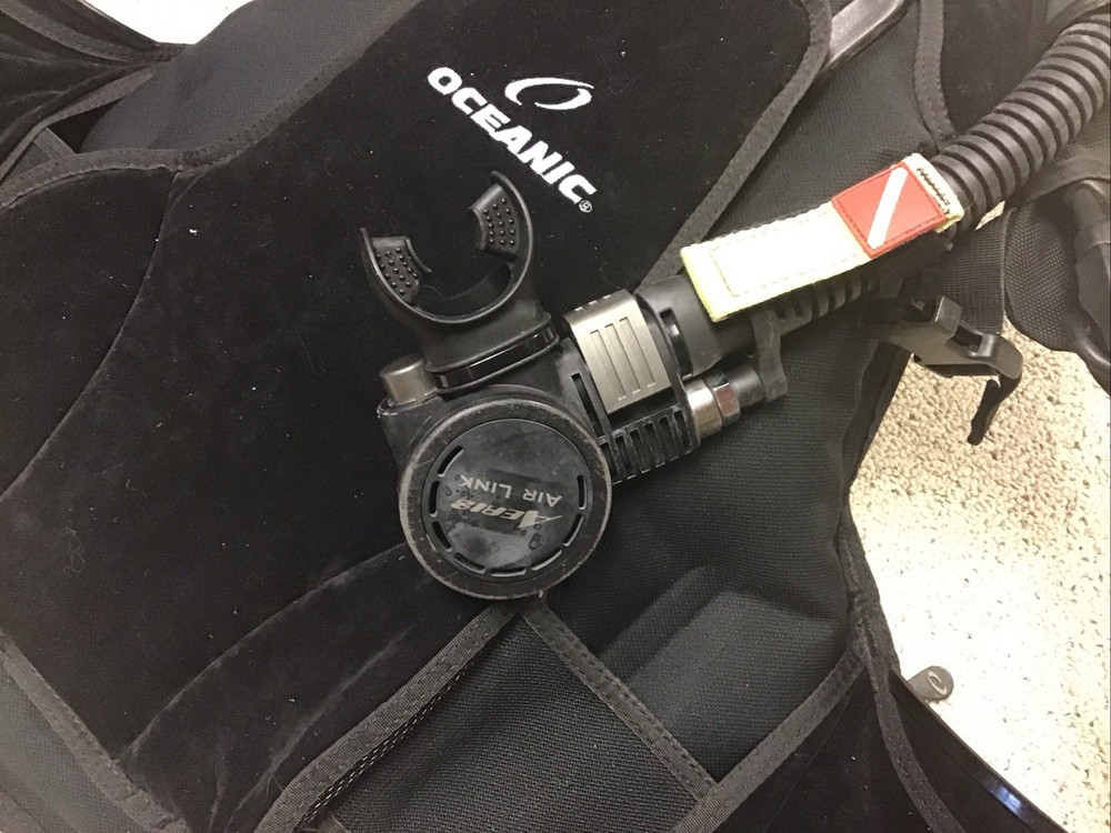 Oceanic BCD Size M-M/L (8-10)