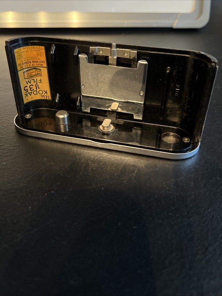 KODAK 35 F 4.5 Flash Diomatic Shutter With Case Untested As-Is
