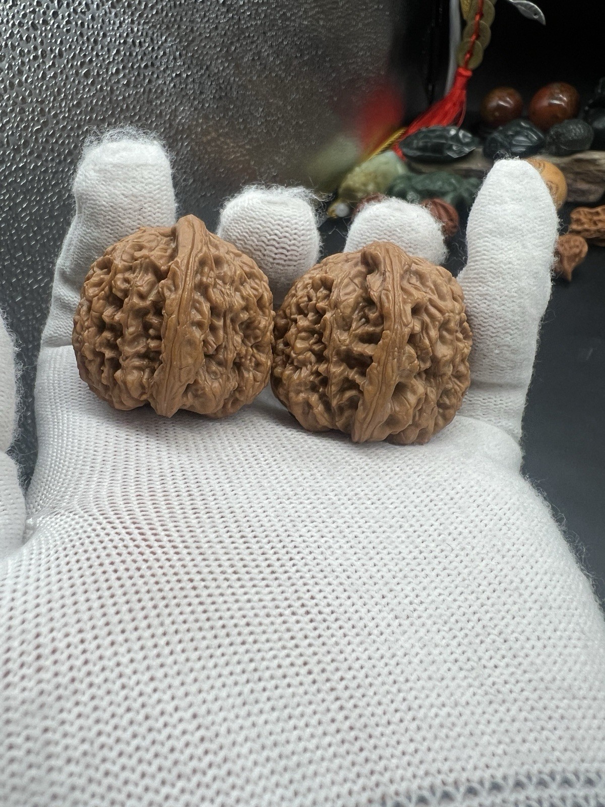 Pair of Match Chinese Health Walnut Collection36×38×36.5mm 精配文玩核桃～闷尖涿鹿南疆石
