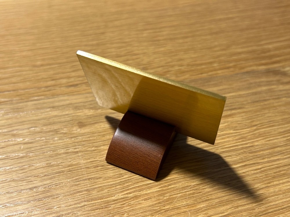 Exhibitor Stand Plate - Model AUTOMATIC MOVEMENT