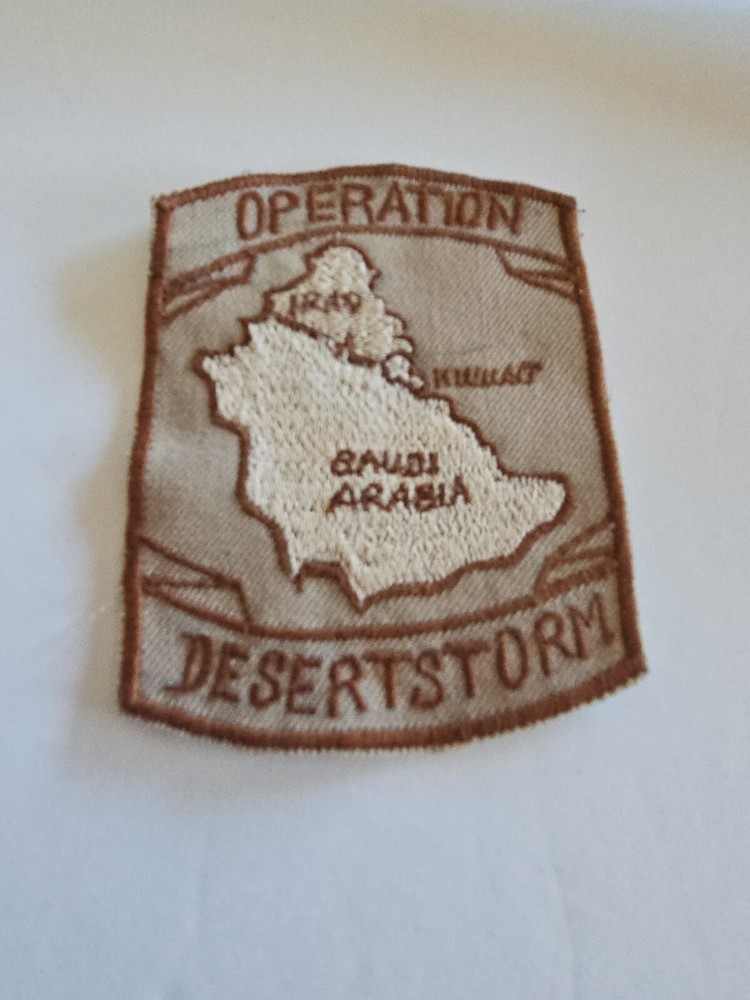 OPERATION DESERT STORM  MILITARY PATCH EXCELLENT CONDITION