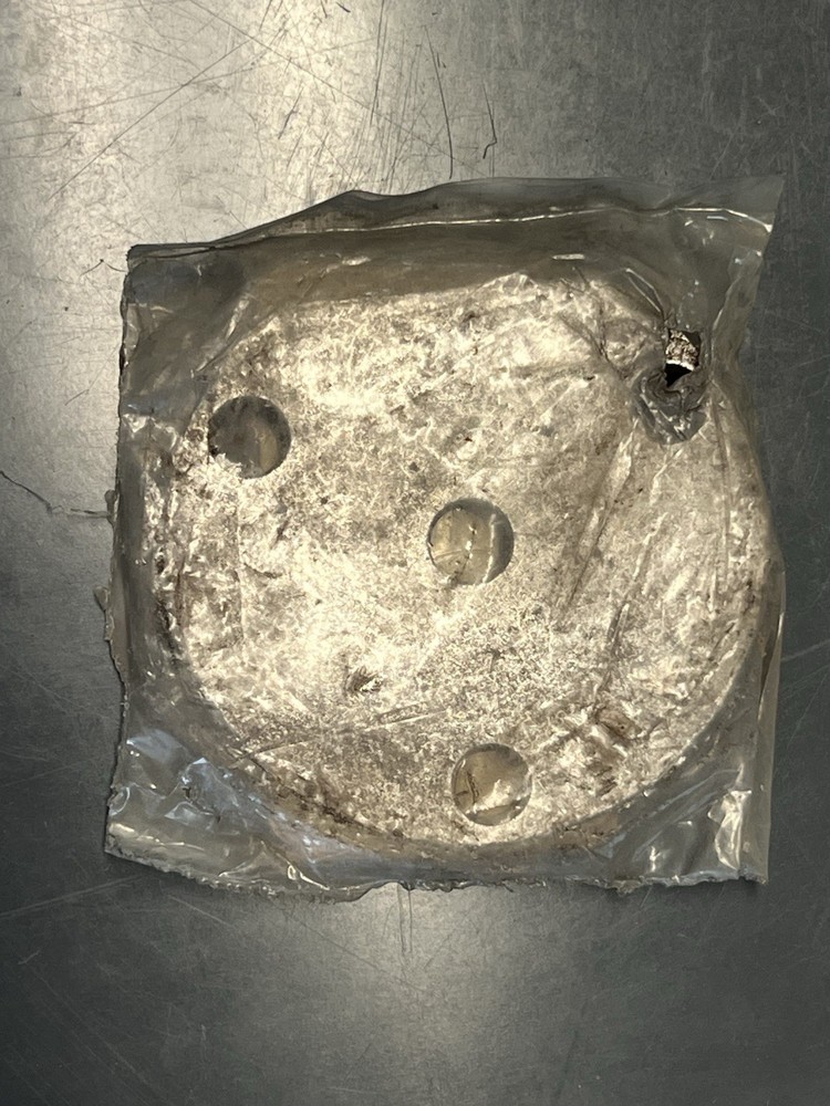 New Spicer-Peterbilt Steering knuckle cap #1004779