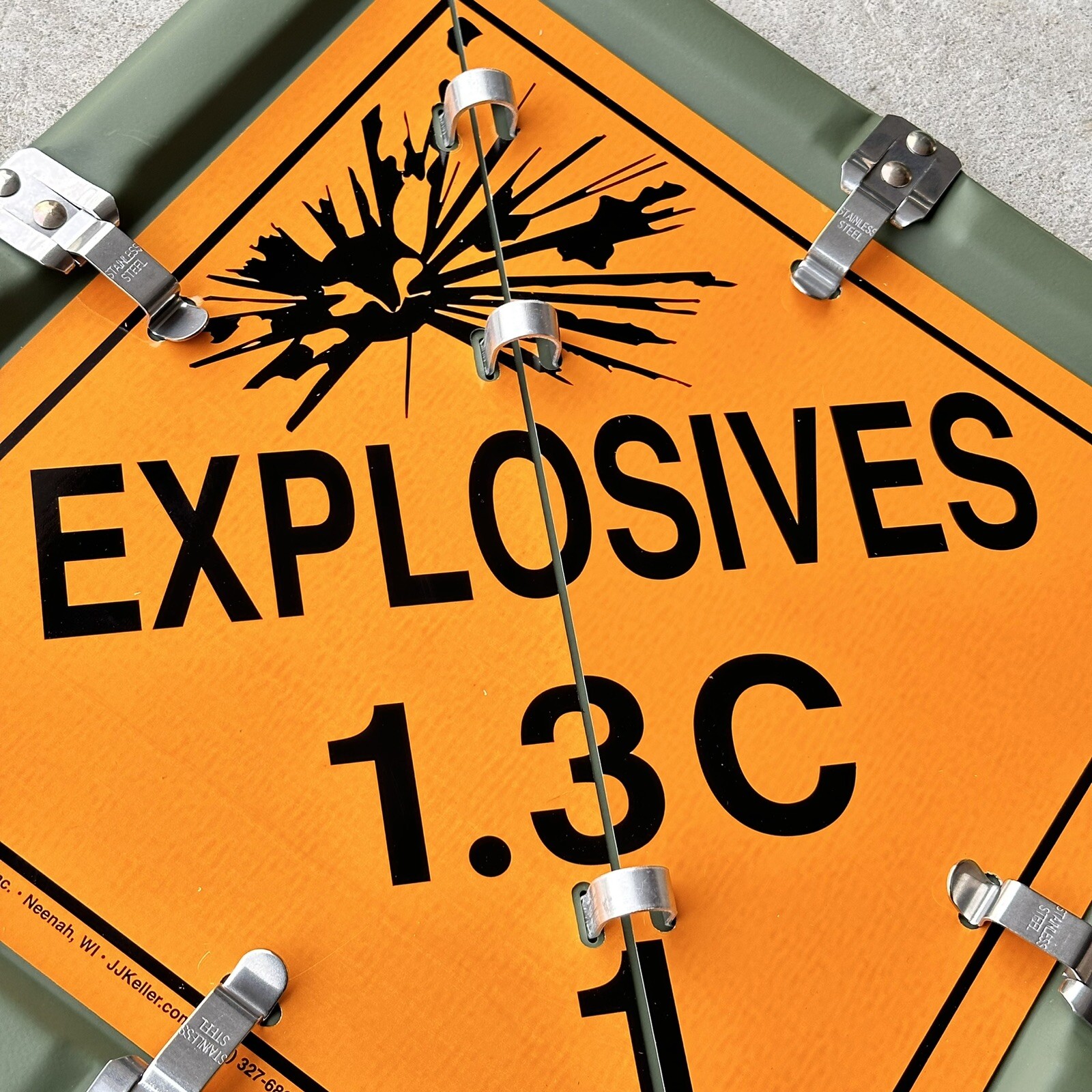 18.5” Full Metal EXPLOSIVES 1.3C US Military Placard Ordinance Truck Hazard Sign