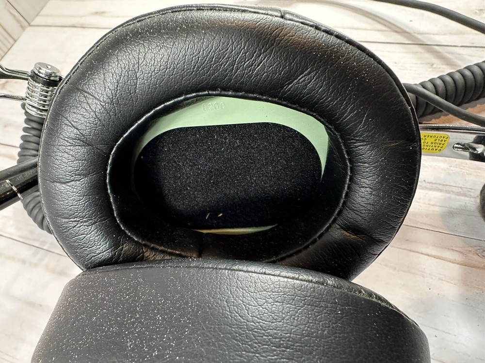 David Clark Model H10-76 Aviation Over-The-Head Headset-Mic, *Untested*