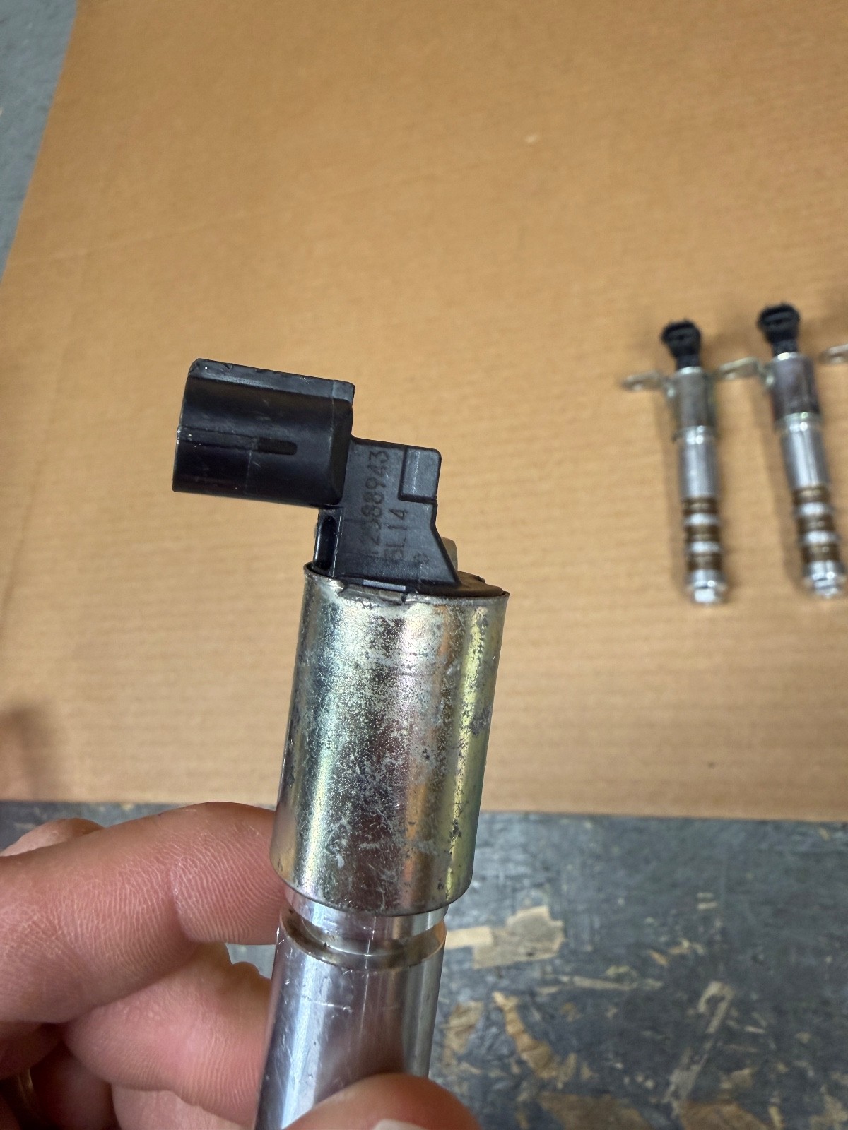 OEM GM Engine Variable Valve Timing (VVT) Solenoids (4) V6 04-23 12636175