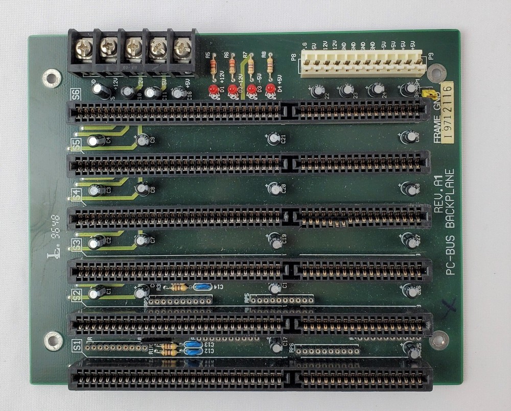 Advantech 1902610601 Backplane