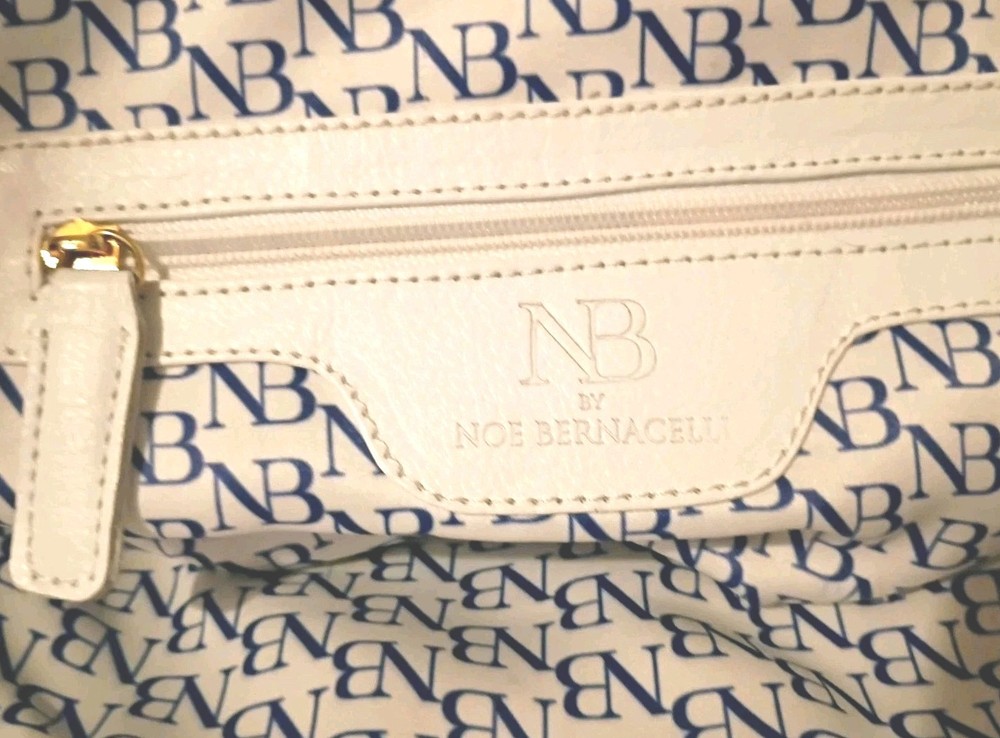 Purse By Noé Bernacelli