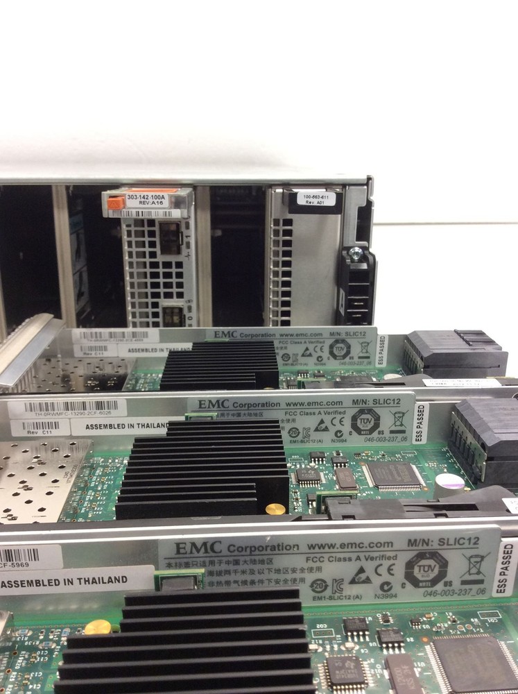 EMC TRPE Storage Processor Unit w/6xFC Module/2x SAN Management Module WORKING